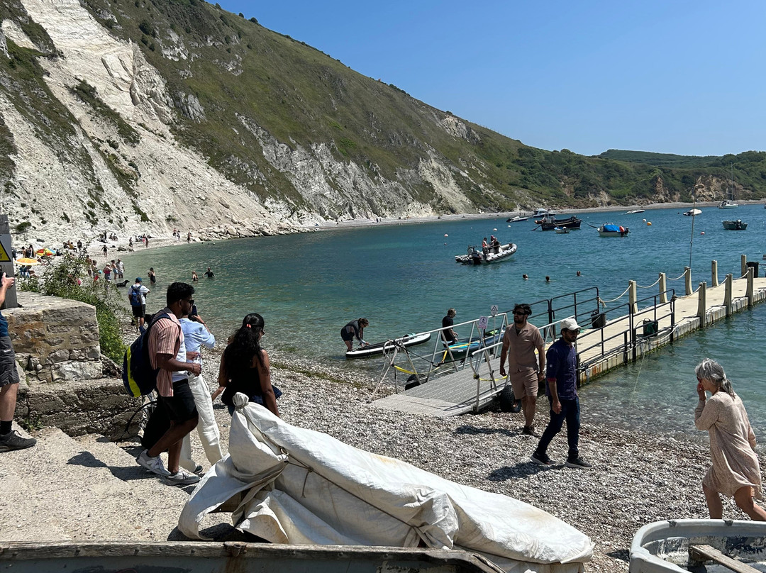 Lulworth Cove-韦茅斯必去景点