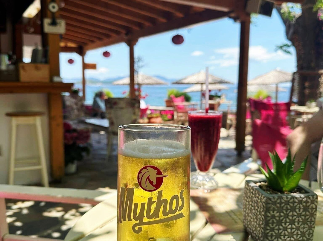 Mojo Bar by the Sea-Skiathos Town必去景点