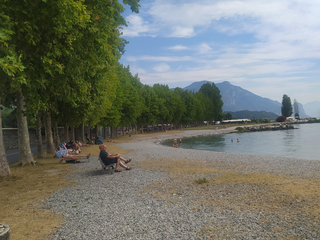 Spiaggia Degli Ulivi-Toscolano-Maderno必去景点