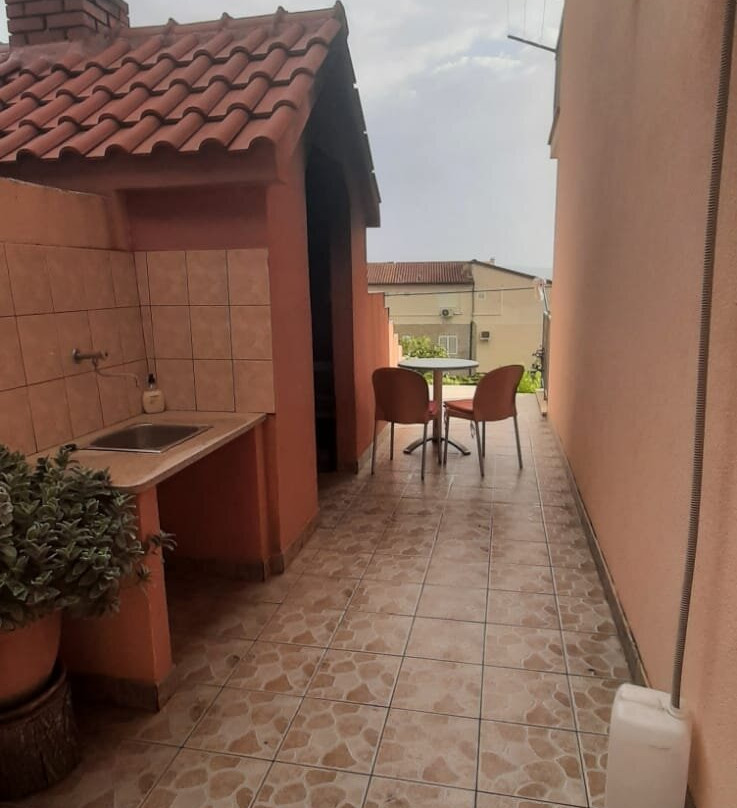 Apartments Nives Suhi Potok
