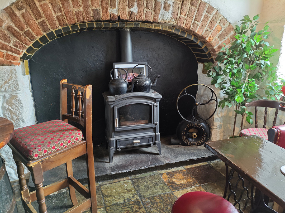 O'Driscolls Bar & Beer Garden-Tinnahinch必去景点