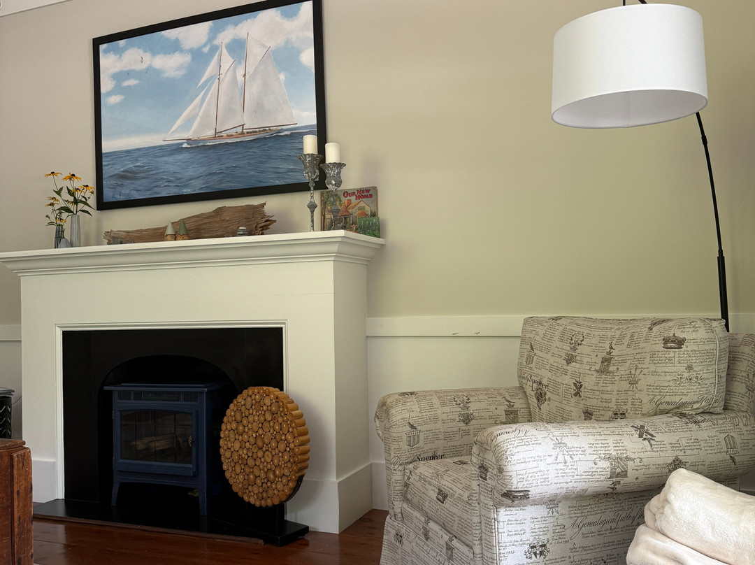 White Sails Inn主图