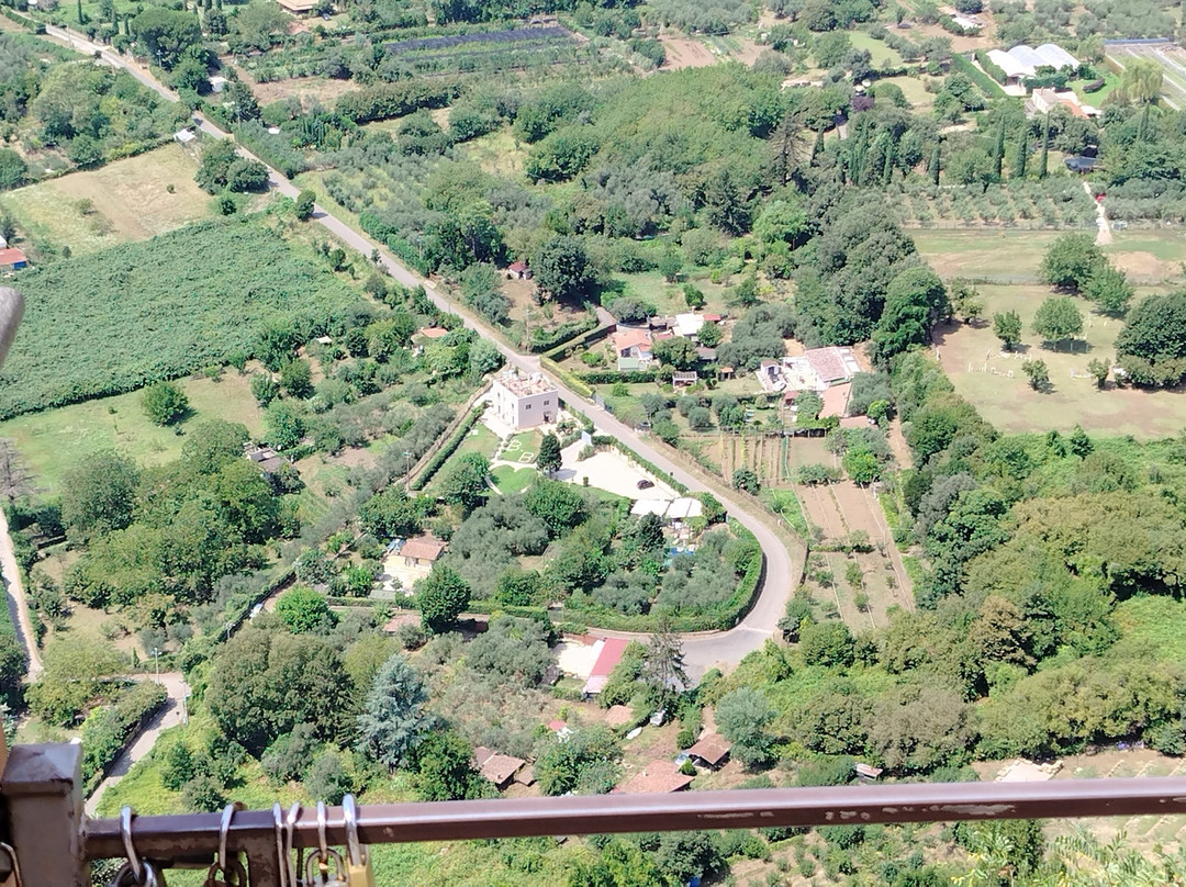 Terrazza degli innamorati-Nemi必去景点