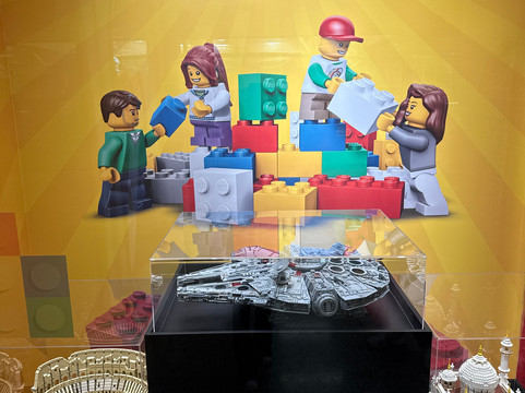 Hamleys Albania-地拉那必去景点