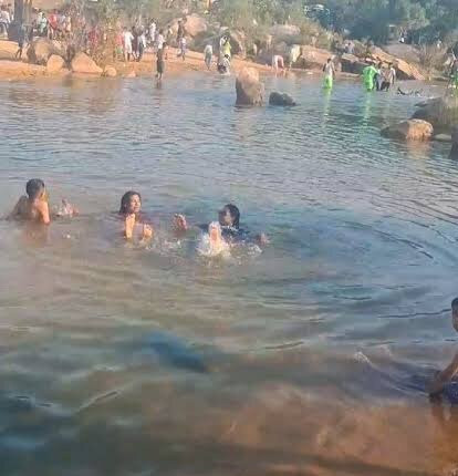 Bamangora Waterfall (Picnic Spot)-Dhanbad必去景点