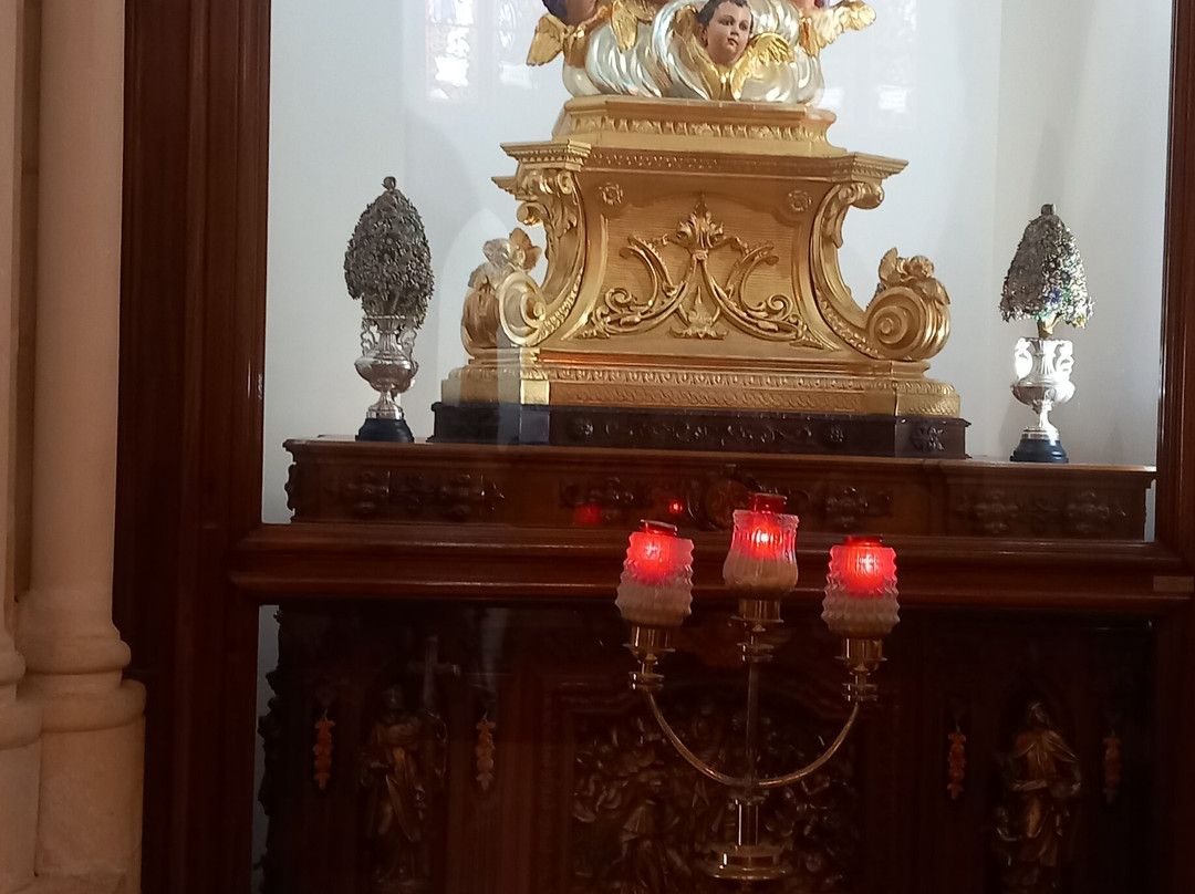 Parish Church of Our Lady of Mount Carmel-圣朱利安斯必去景点