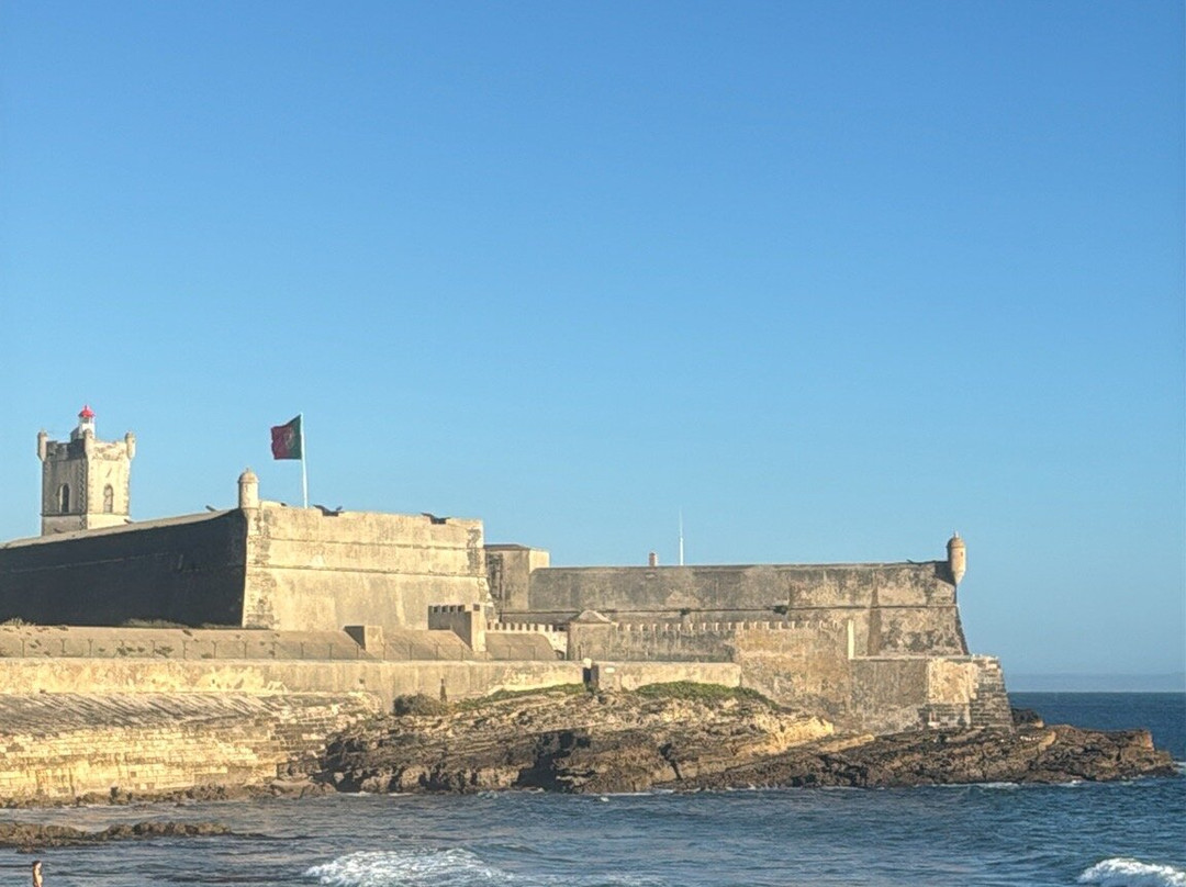 Praia de Carcavelos-卡卡维卢斯必去景点