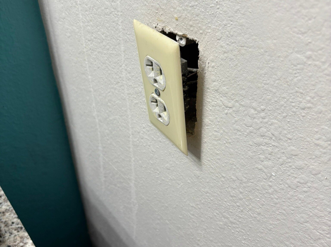 La Quinta Inn & Suites by Wyndham Fairborn Wright-Patterson主图