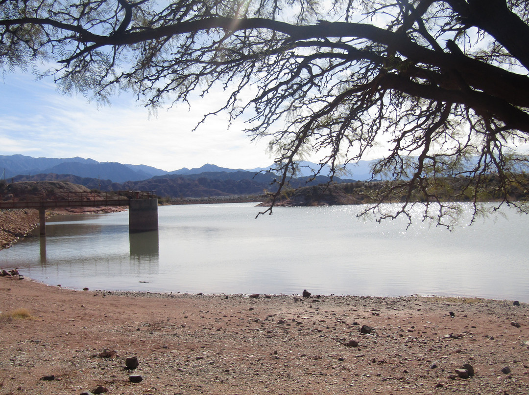 Embalse Lateral-Villa Union必去景点