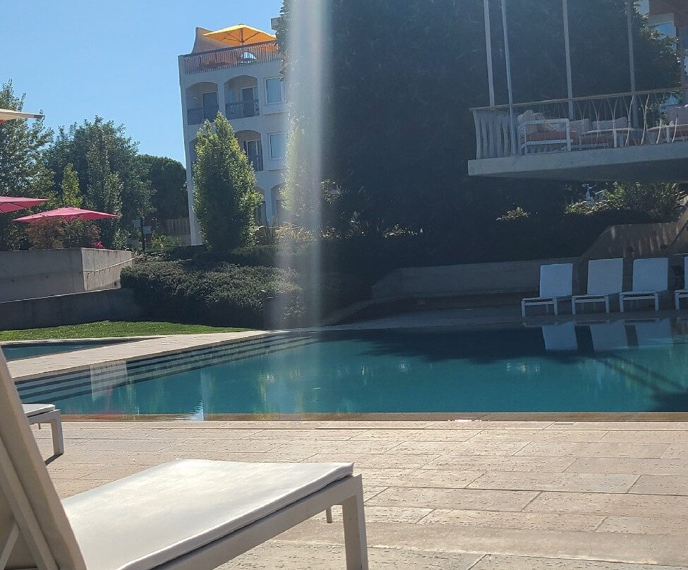 欧洲塔维拉酒店主图