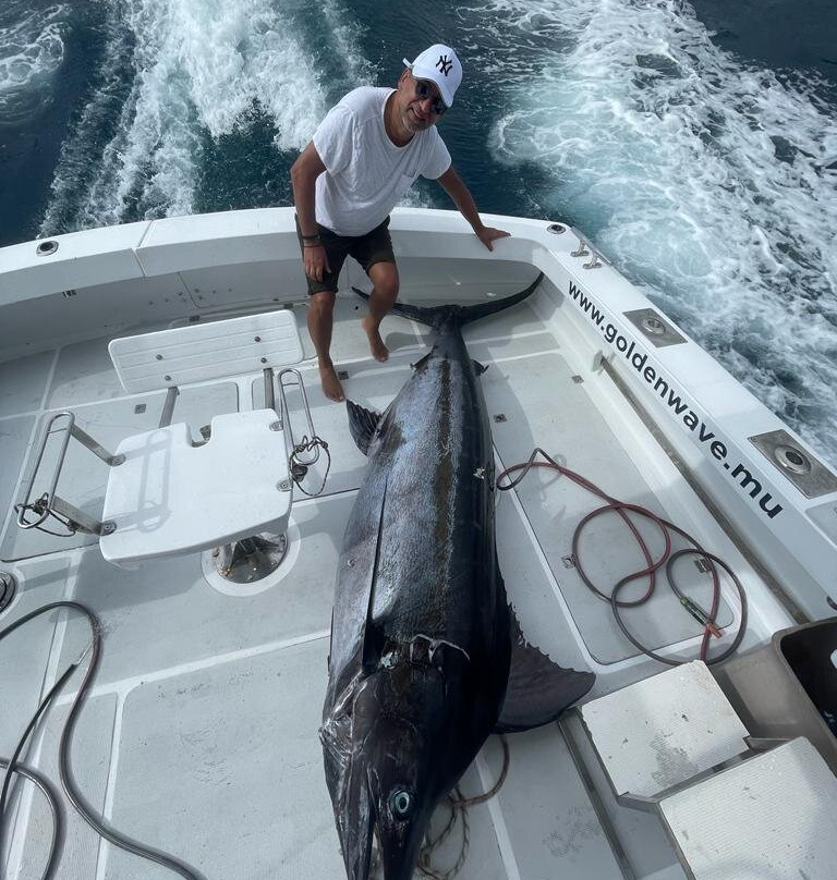 Golden Wave Charters - Big Game Fishing - IGFA - Captain Victor Pelletier-弗力克昂弗雷克必去景点
