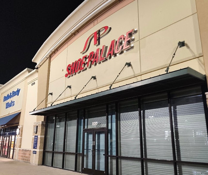 Target Store Grand-Prairie-S-大草原城必去景点