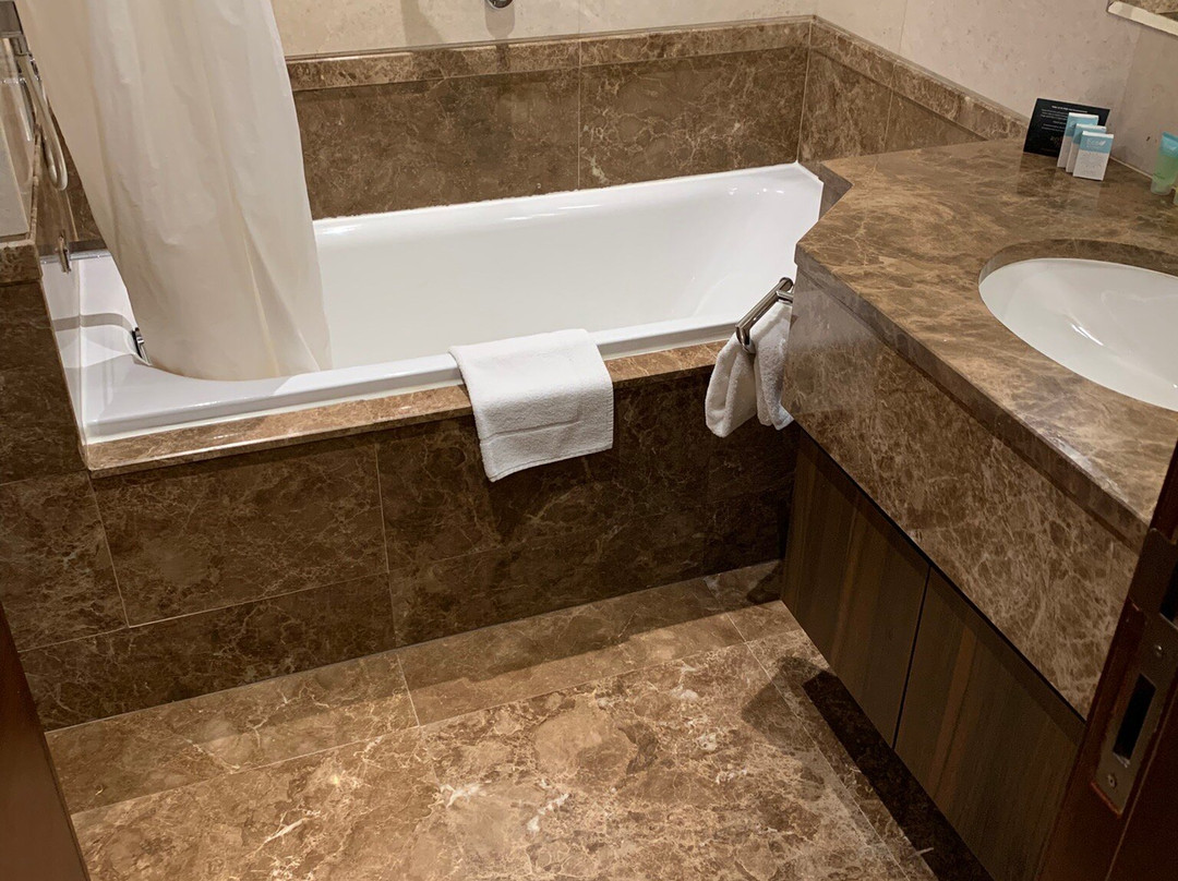 Royal Tulip Muscat主图