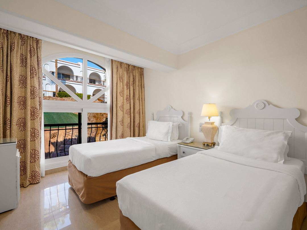 Royal Savoy Hotel主图