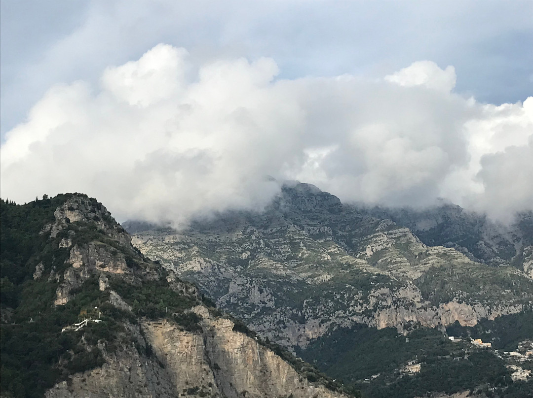 Plaghia Charter-普莱亚诺必去景点