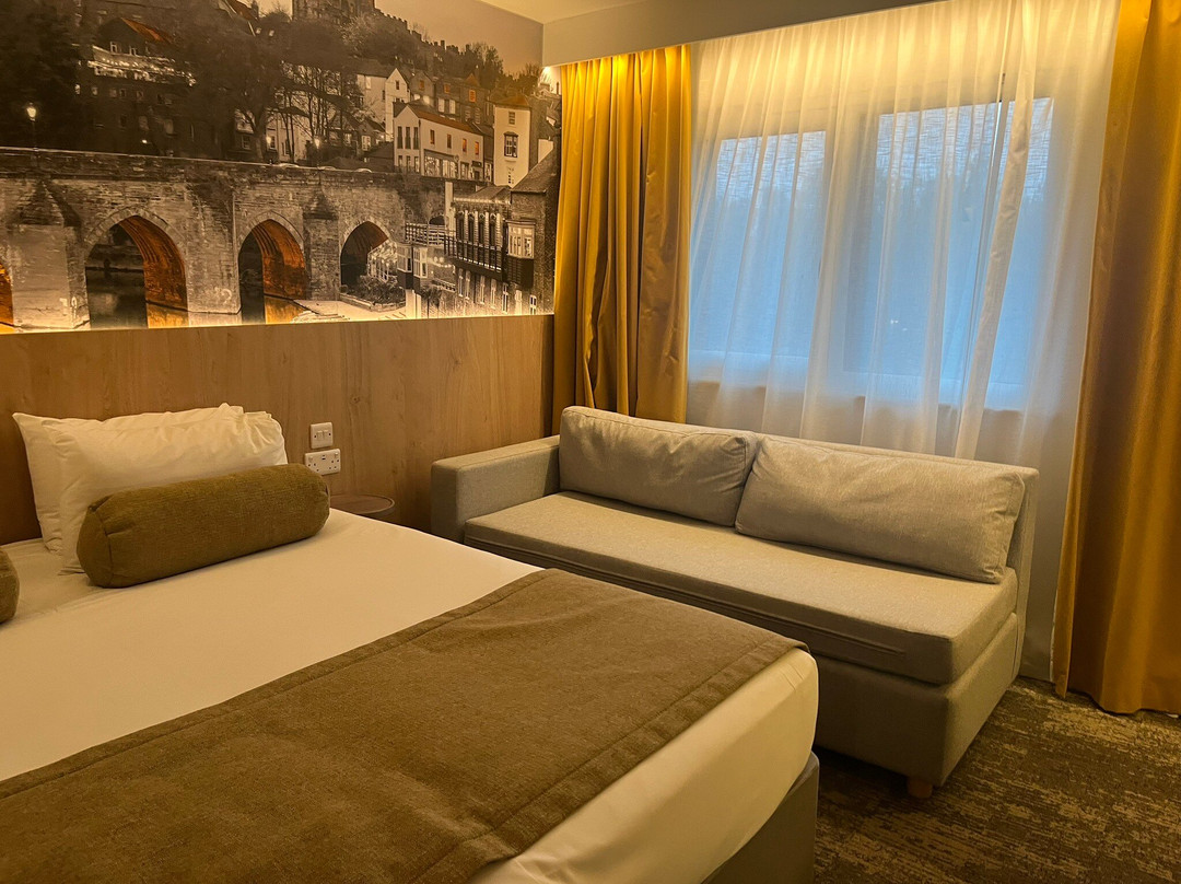 Super 8 By Wyndham Durham主图