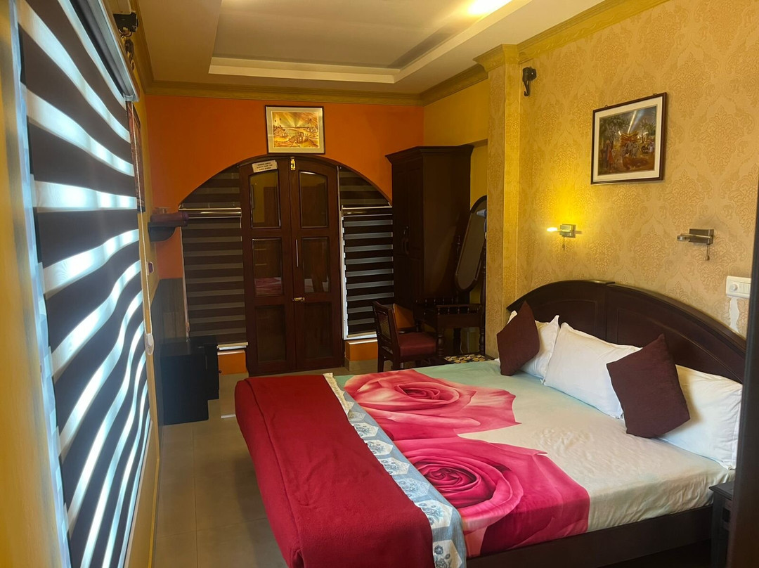 萨霍姆酒店主图