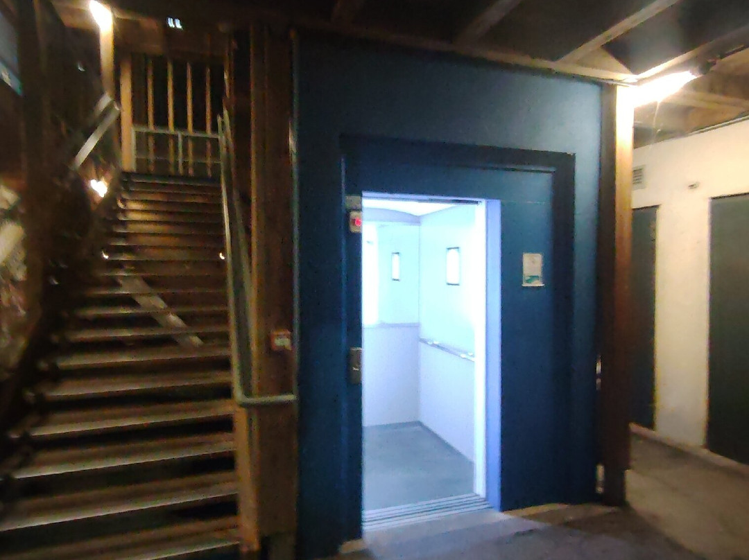 Eklo Hotels Lille主图