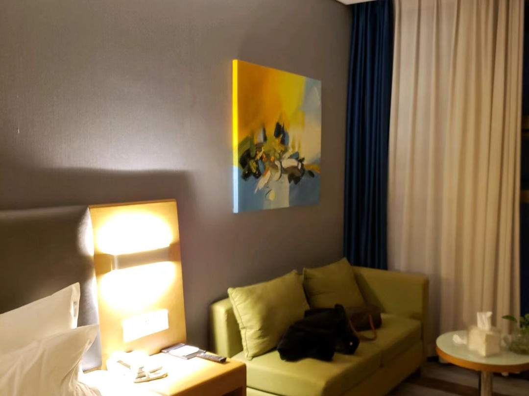 乐山广场智选假日酒店主图