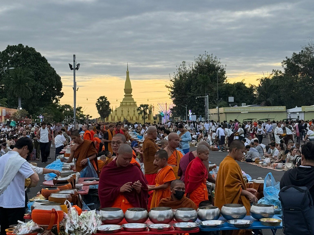 Tuk Tuk Safari-万象必去景点