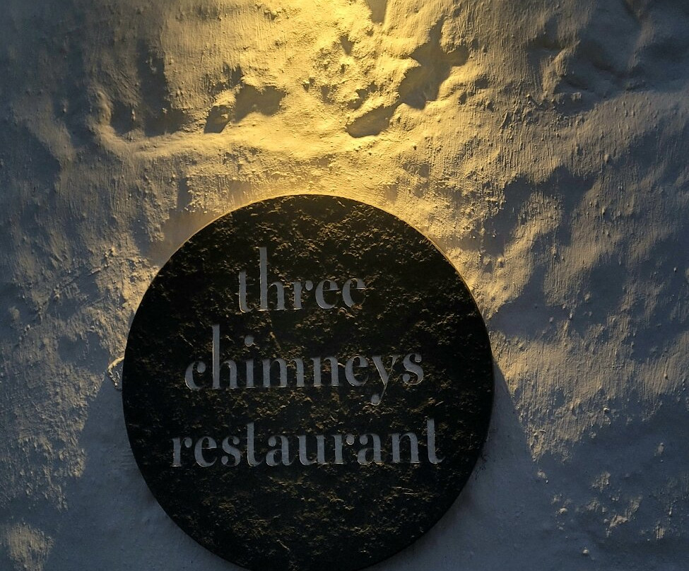 The Three Chimneys House Over-By主图