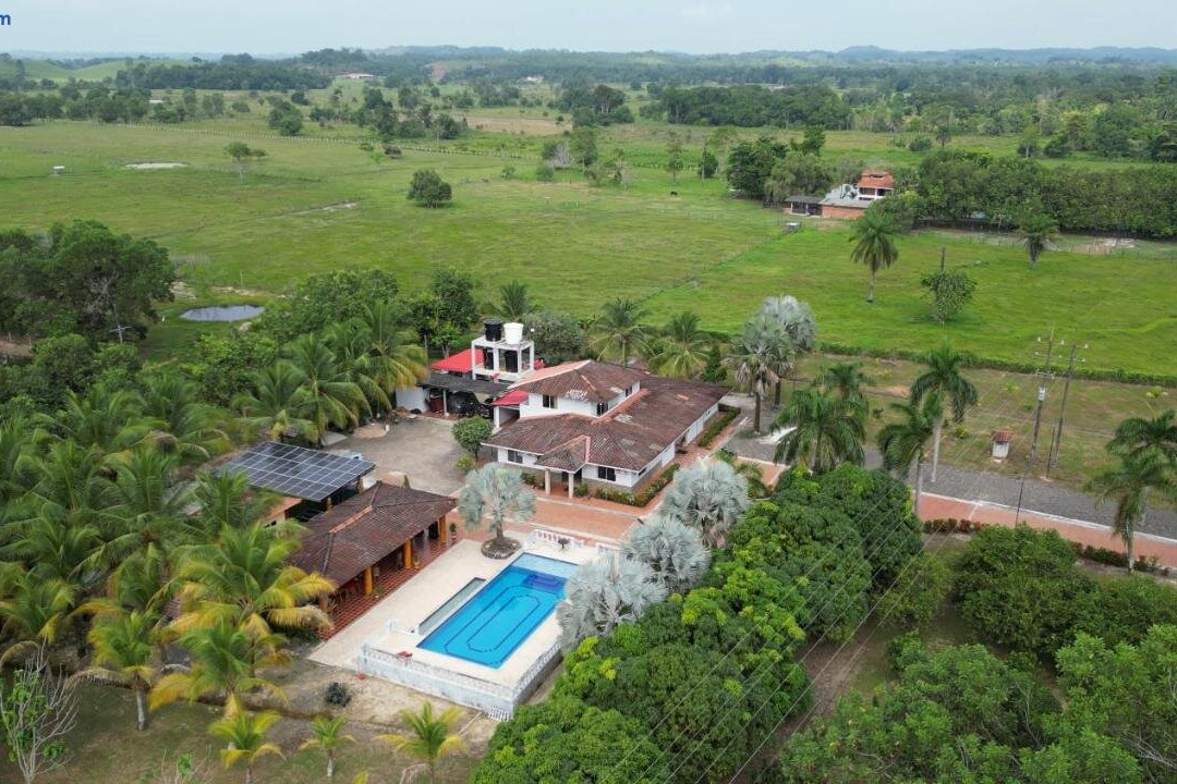 Eco Hotel Torre De Cristal Campestre Cimitarra Santander