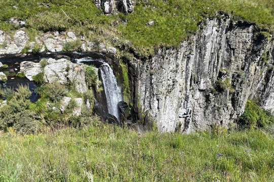 Cachoeira do Perau Branco-Sao Jose dos Ausentes必去景点