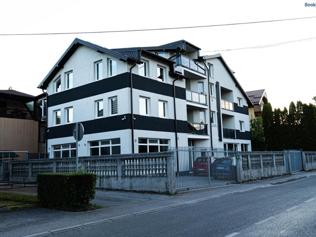 Deluxe Apartments