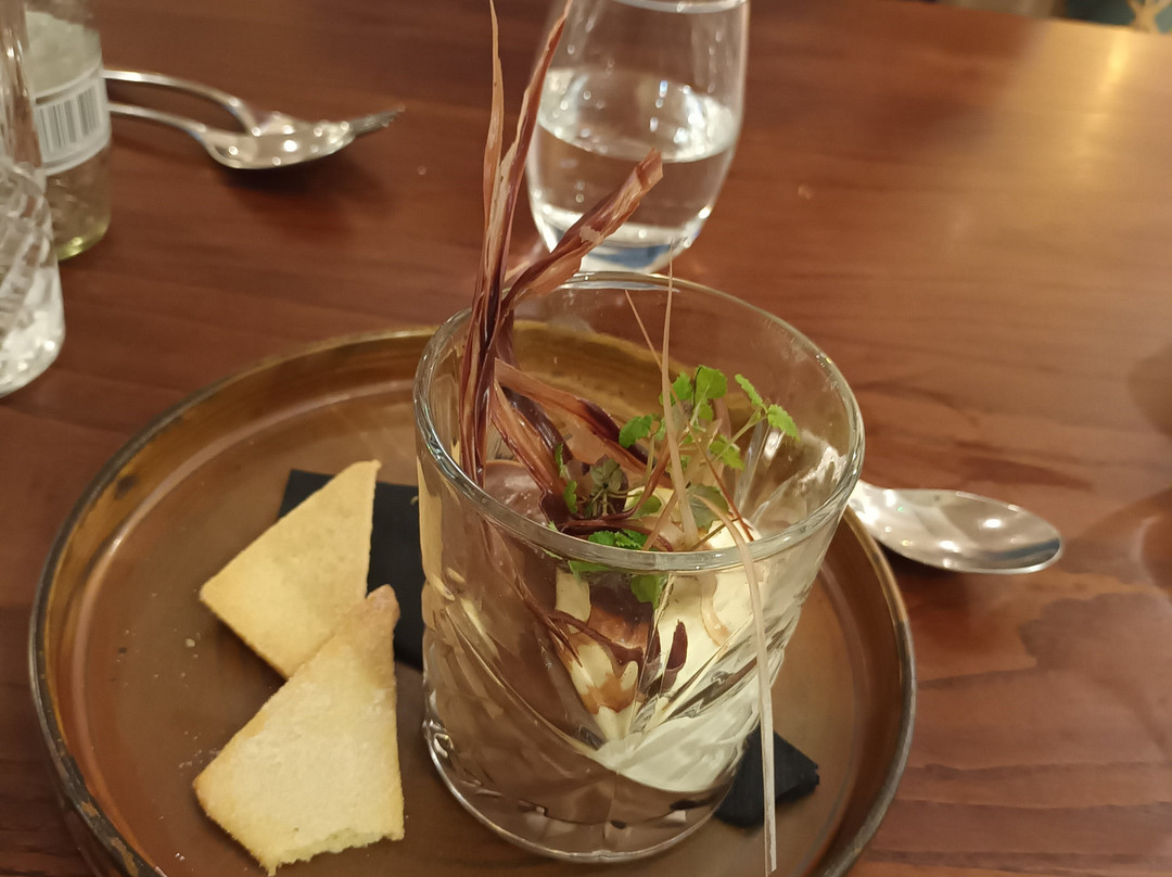 贝斯特韦斯特王冠酒店主图