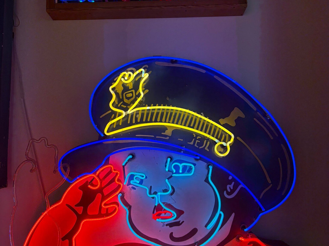 Museum of Neon Art-格伦代尔必去景点