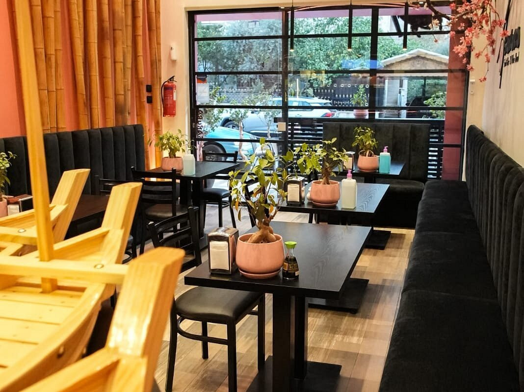 Sakura Sushi (Al Karama St)