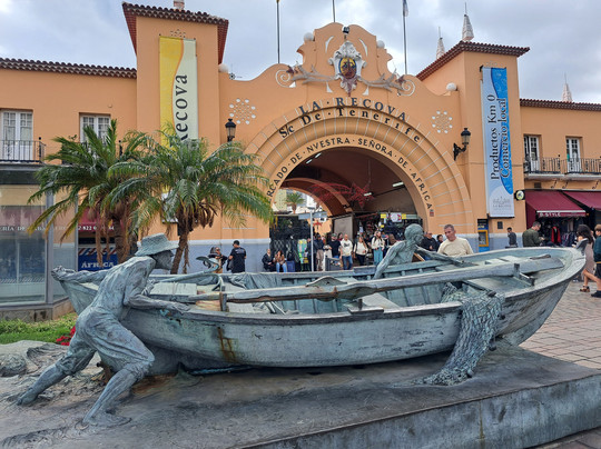 Mercado Municipal Nuestra Senora de Africa-圣克鲁斯-德特内里费必去景点