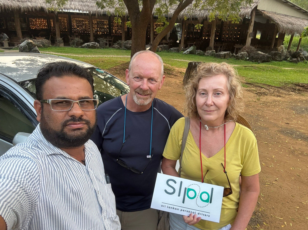 Sri Lankan Personal Drivers-科伦坡必去景点