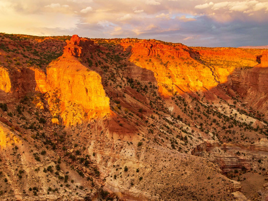Sunset Point Trail-圆顶礁国家公园必去景点