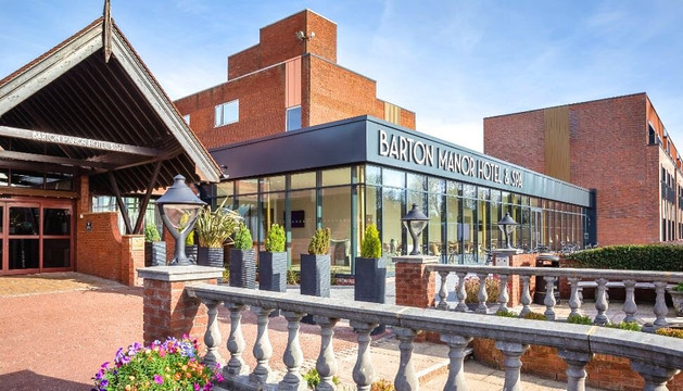 Barton Manor Hotel & Spa主图
