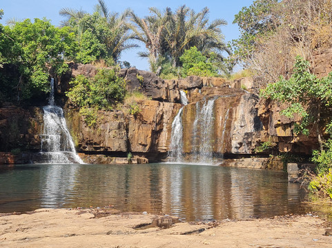 Dandan waterfalls-巴马科必去景点