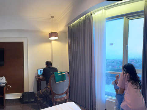 罗汉日惹大酒店主图