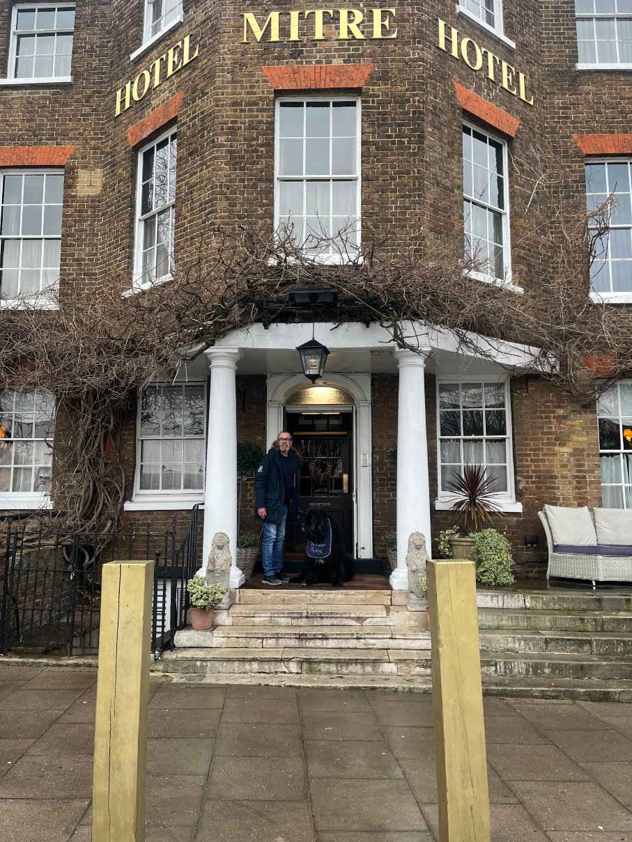 迈特尔，汉普顿宫酒店-浴室