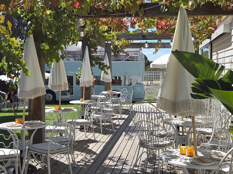 Down The Rabbit Hole Wines - Cellar Door & Restaurant-麦克拉伦谷必去景点