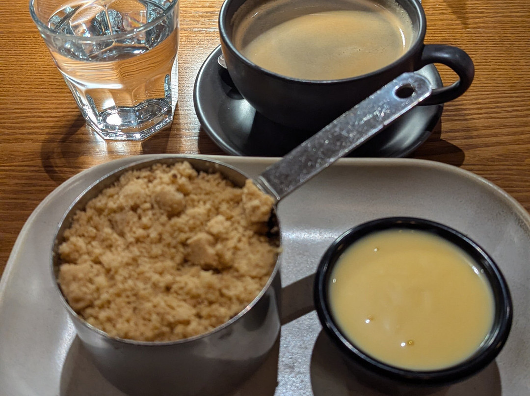 翠鸟酒吧酒店主图