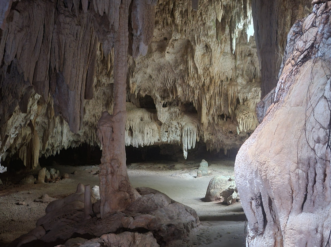 Cayman Crystal Caves-大开曼岛必去景点