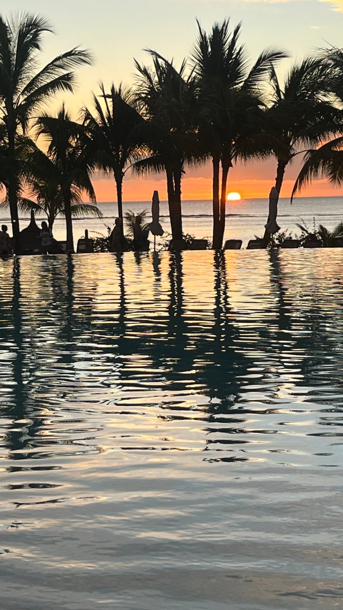 维多利亚比奇科默水疗度假酒店-泳池