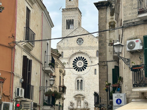 Puglialy-奥斯图尼必去景点