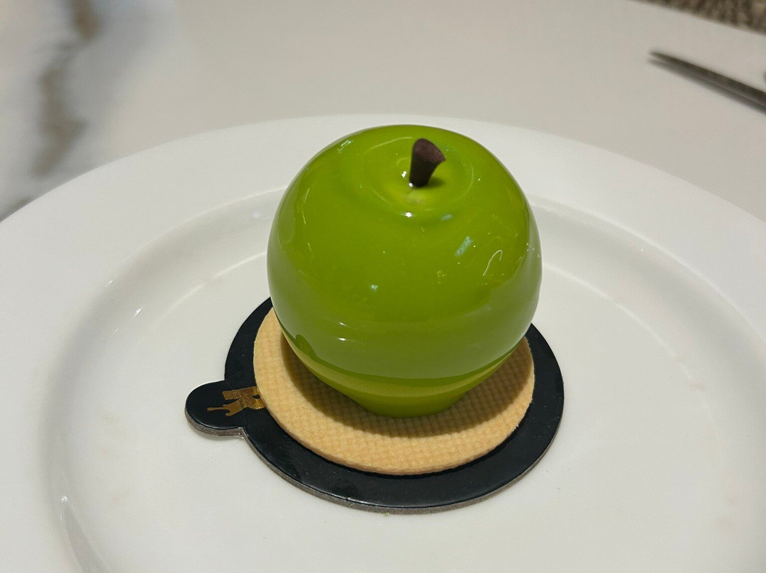 The RR Chocolate - Kuta Beachwalk