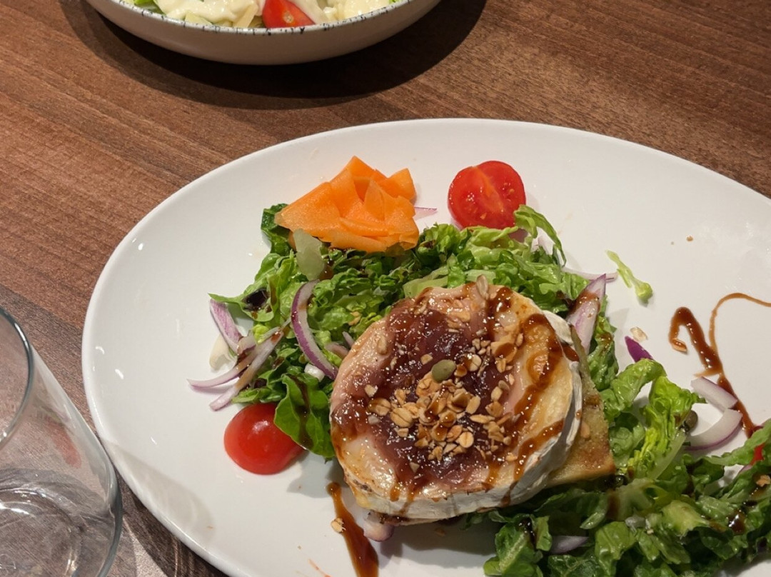 麦克威廉姆公园酒店主图