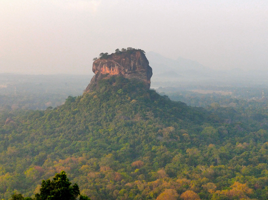 LANKA TOP TRIPS-康提必去景点