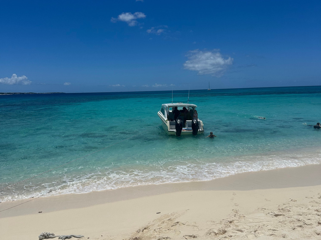 Captain Alan's Boat Charters-Oyster Pond必去景点