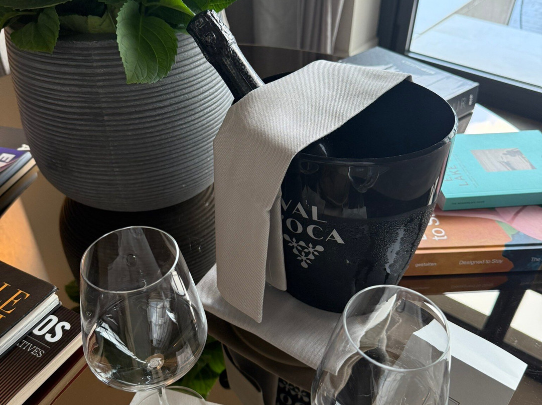 菲拉里奥酒店及公寓主图