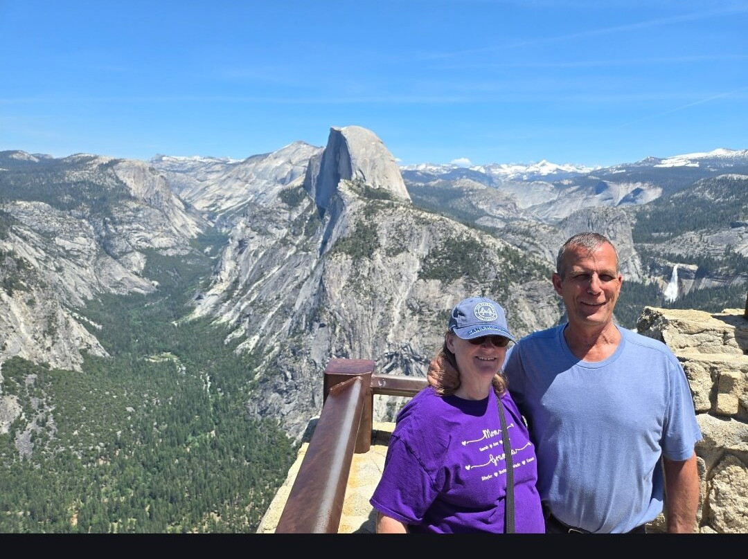 Yosemite Guide Service-格罗夫兰必去景点