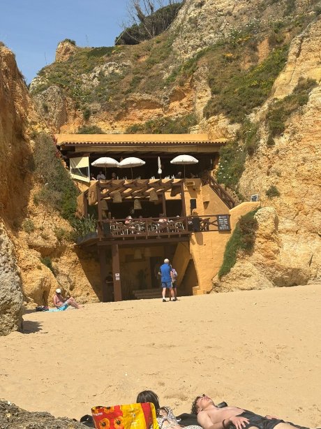 佩斯塔纳阿尔沃尔普拉亚海滩和高尔夫度假村酒店-旅行者